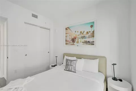 Bedroom - 227 NE 2nd St #1809, Miami, FL 33132 photo 5 of 6