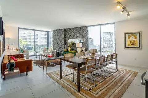31 SE 6th St #1601, Miami, FL 33131