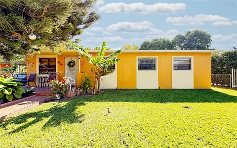 17221 NW 52nd Pl, Miami Gardens, FL 33055