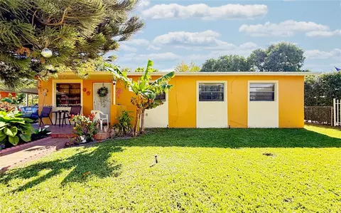 17221 NW 52nd Pl, Miami Gardens, FL 33055