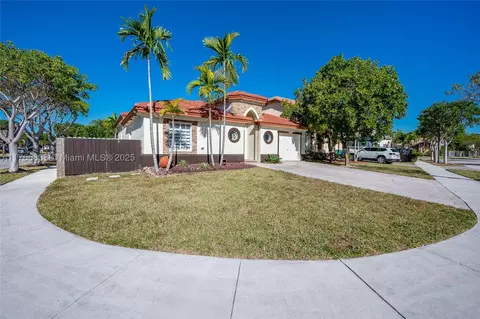 22202 SW 87th Pl, Cutler Bay, FL 33190