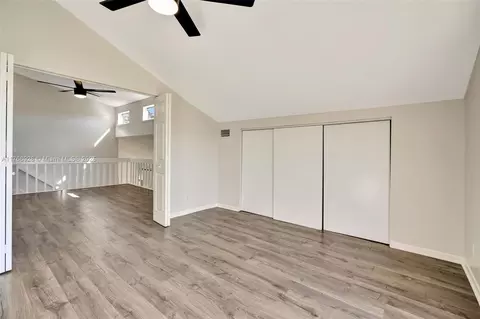 Bedroom - 141 Maplecrest Cir, Jupiter, FL 33458 photo 3 of 6