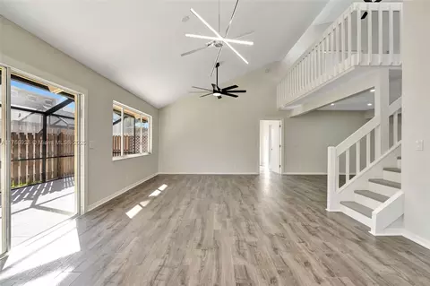 Living - 141 Maplecrest Cir, Jupiter, FL 33458 photo 10 of 17