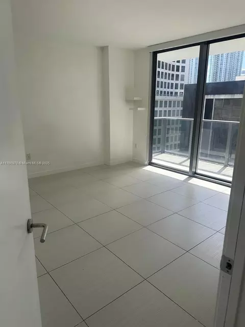 31 SE 6th St #1507, Miami, FL 33131
