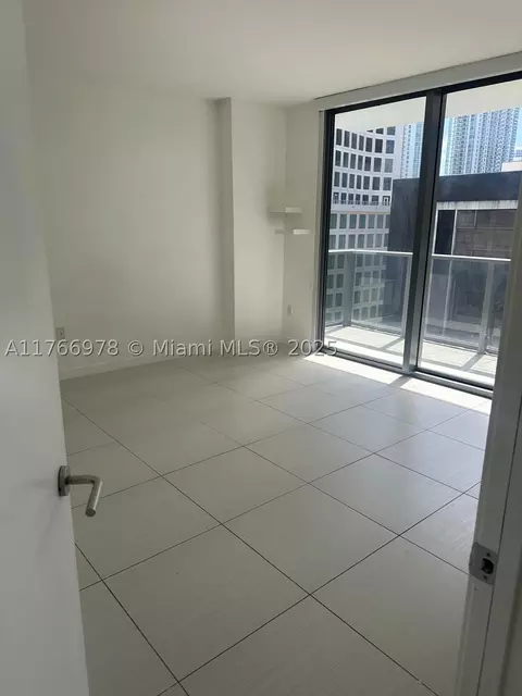 31 SE 6th St #1507, Miami, FL 33131