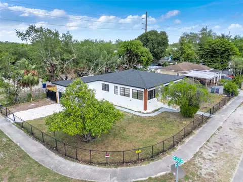 2283 NW 86th Ter, Miami, FL 33147