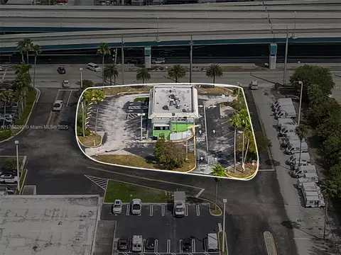 7490 NW 25th St, Miami, FL 33122