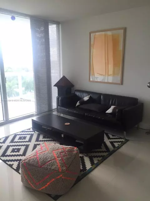 1871 NW S River Dr #1704, Miami, FL 33125