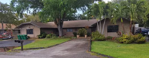 6551- SW 6553 Sw 49th Ct, Davie, FL 33314