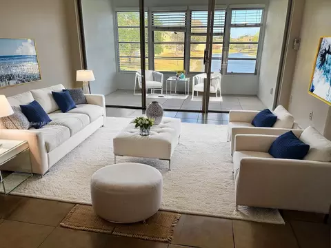 6350 NW 62nd St #211, Tamarac, FL 33319
