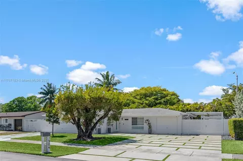 7904 SW 146th Ct, Miami, FL 33183