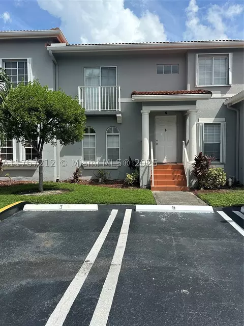 5240 NW 109th Ave #5, Doral, FL 33178