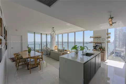 2900 NE 7th Ave #2407, Miami, FL 33137