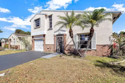 14621 S Beckley Sq, Davie, FL 33325