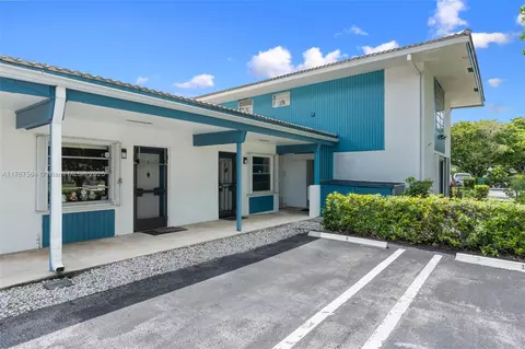 11640 NW 39th St #4, Coral Springs, FL 33065