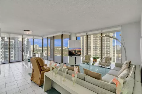 19355 Turnberry Way #19D, Aventura, FL 33180