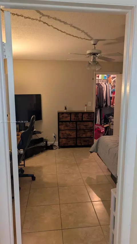 1824 Monroe St #2, Hollywood, FL 33020