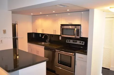1035 West Ave #205, Miami Beach, FL 33139