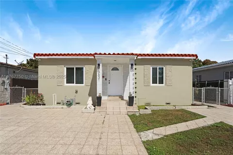 3631 NW 4th St, Miami, FL 33125