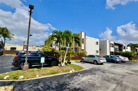 571 NW 107th Ave #203, Miami, FL 33172
