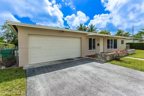 2915 SW 127th Ave, Miami, FL 33175