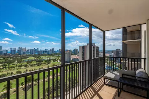 20301 W Country Club Dr #2524, Aventura, FL 33180