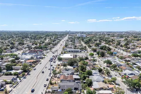 View/Area - 881 Hialeah Dr, Hialeah, FL 33010 photo 5 of 5
