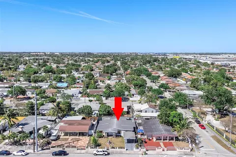 View/Area - 881 Hialeah Dr, Hialeah, FL 33010 photo 3 of 5