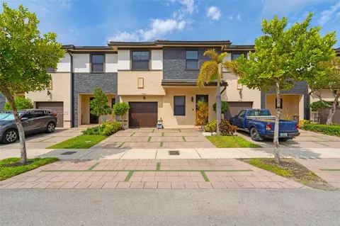 15780 NW 91st Ct #15780, Miami Lakes, FL 33018