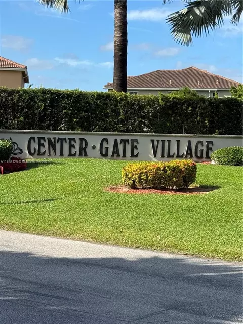 2011 SE 27th Dr #102-B, Homestead, FL 33035