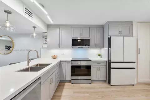 1357 NW 123rd Ter #-, Pembroke Pines, FL 33026