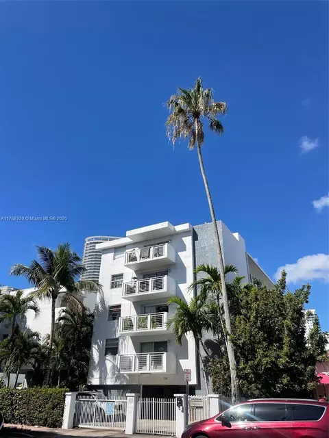 716 Michigan Ave #202, Miami Beach, FL 33139