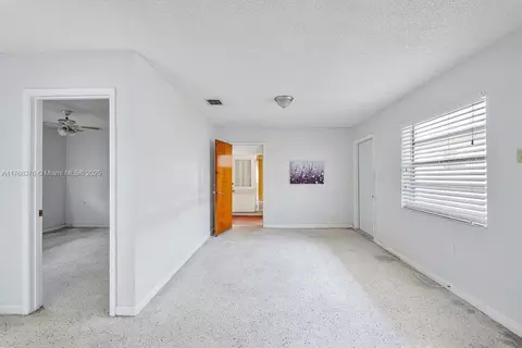 623 E 55th St, Hialeah, FL 33013 photo 16