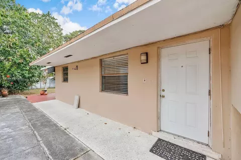 623 E 55th St, Hialeah, FL 33013 photo 21