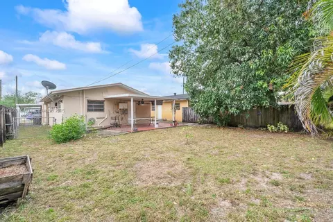 623 E 55th St, Hialeah, FL 33013 photo 23