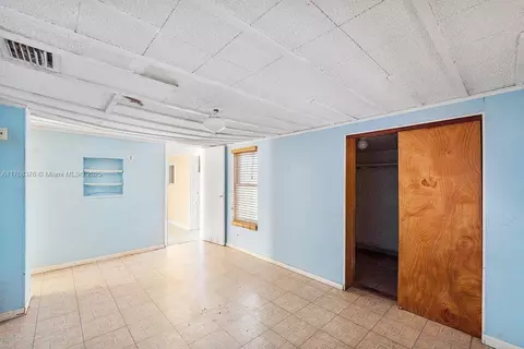 623 E 55th St, Hialeah, FL 33013 photo 12