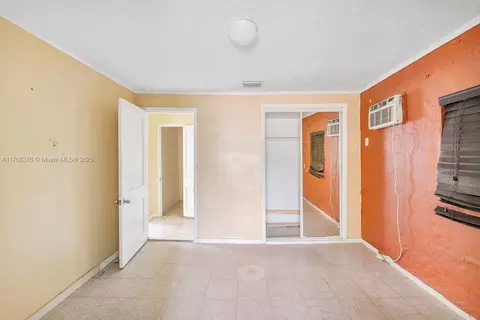 623 E 55th St, Hialeah, FL 33013 photo 7