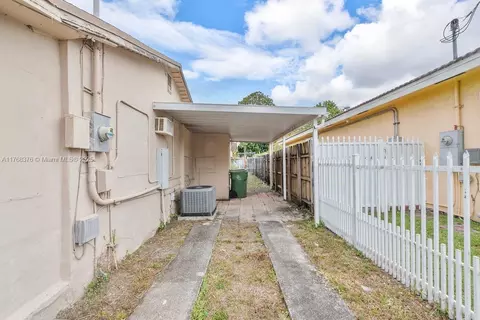 623 E 55th St, Hialeah, FL 33013 photo 25