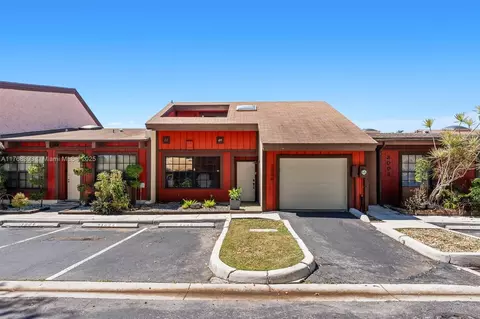 3006 N 35th Ter, Hollywood, FL 33021