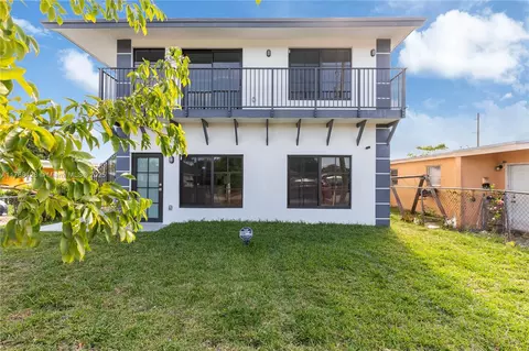 634 SW 7th St, Homestead, FL 33030