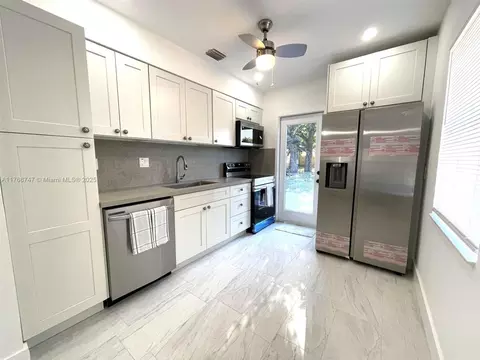 1429 NW 5th Ave, Fort Lauderdale, FL 33311