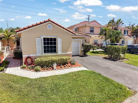751 NW 172nd Ter, Pembroke Pines, FL 33029