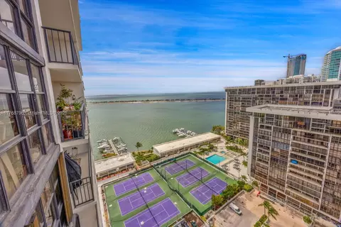 View/Area - 1901 Brickell Ave #B2304, Miami, FL 33129 photo 5 of 5