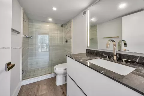 Bath - 1901 Brickell Ave #B2304, Miami, FL 33129 photo 2 of 2