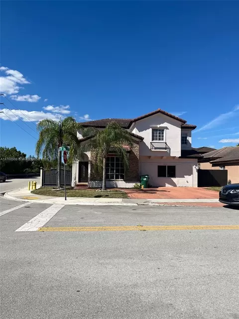 15675 SW 16th St, Miami, FL 33185
