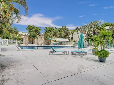 20301 NE 30th Ave #122-5, Aventura, FL 33180