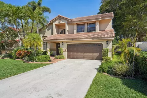 10301 NW 15th St, Plantation, FL 33322