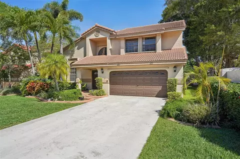 10301 NW 15th St, Plantation, FL 33322