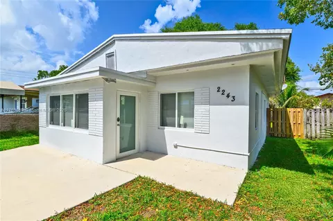 2243 Greene St, Hollywood, FL 33020