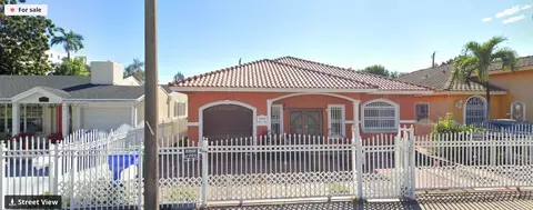 2250 SW 4th St, Miami, FL 33135